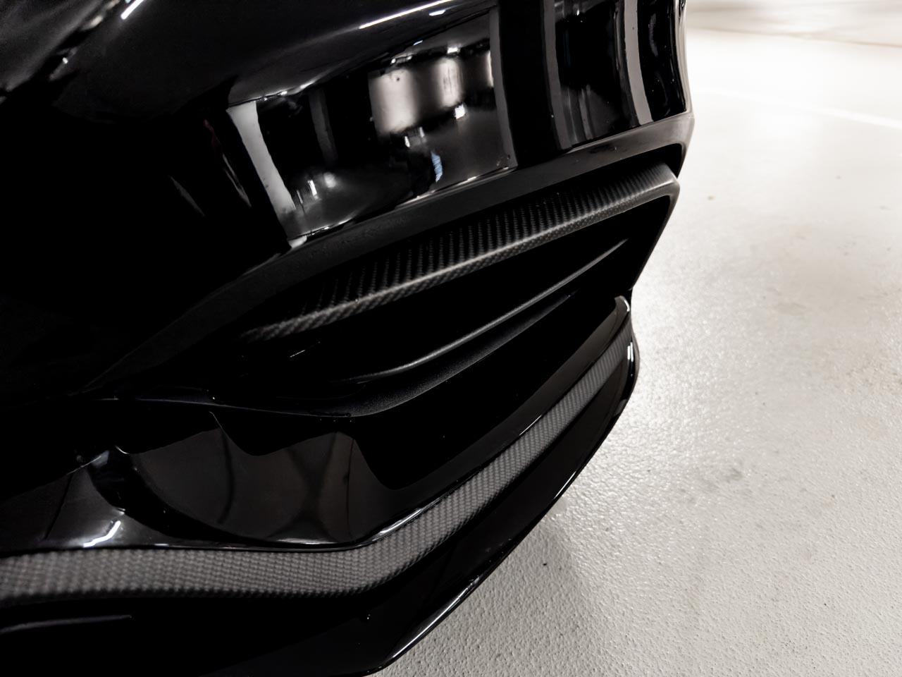 Mercedes Carbon Teil Lufteinalss